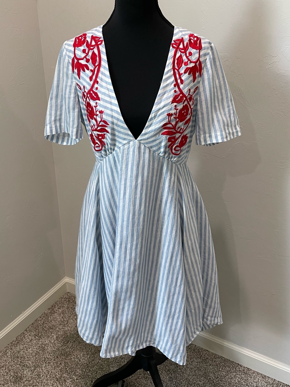 Gianni Bini Blue & White Striped Midi Dress with Red Floral Embroidery